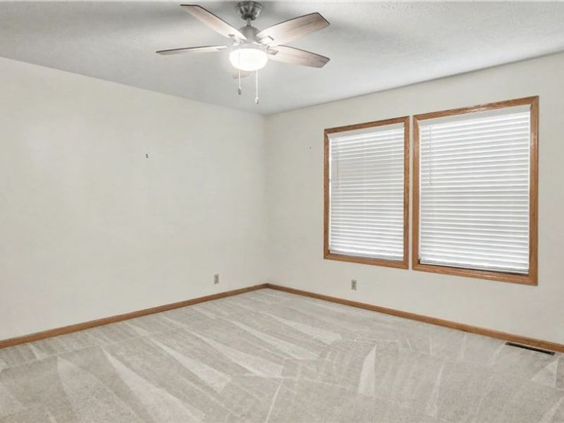 910 Greenfield Drive, Mansfield, OH 44904 Photo 15