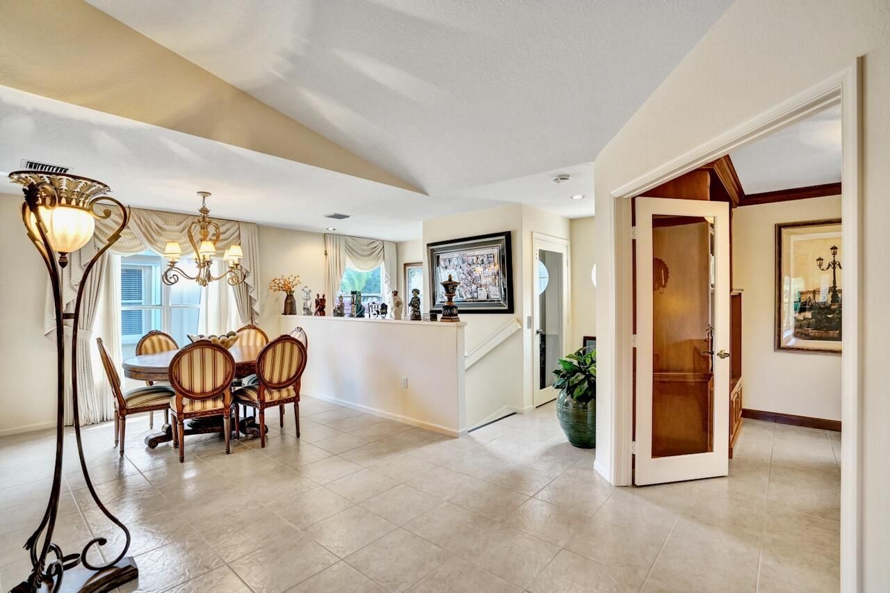 12434 Crystal Pointe Drive, Unit 202, Boynton Beach, FL 33437 Photo