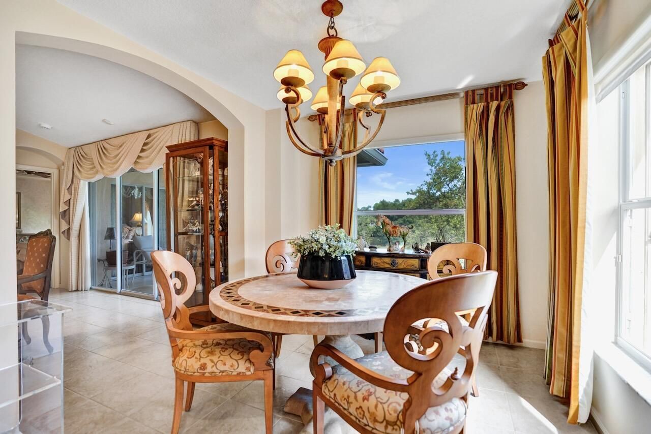 12434 Crystal Pointe Drive, Unit 202, Boynton Beach, FL 33437 Photo