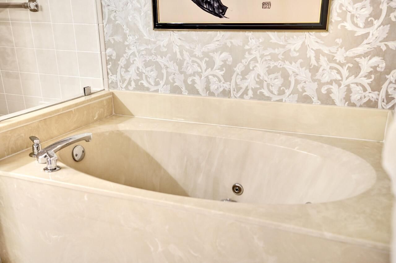 12434 Crystal Pointe Drive, Unit 202, Boynton Beach, FL 33437 Photo