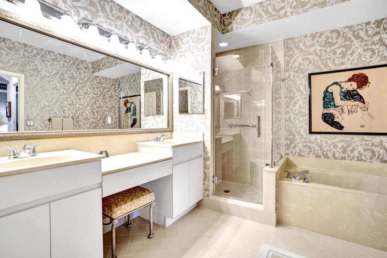 12434 Crystal Pointe Drive, Unit 202, Boynton Beach, FL 33437 Photo