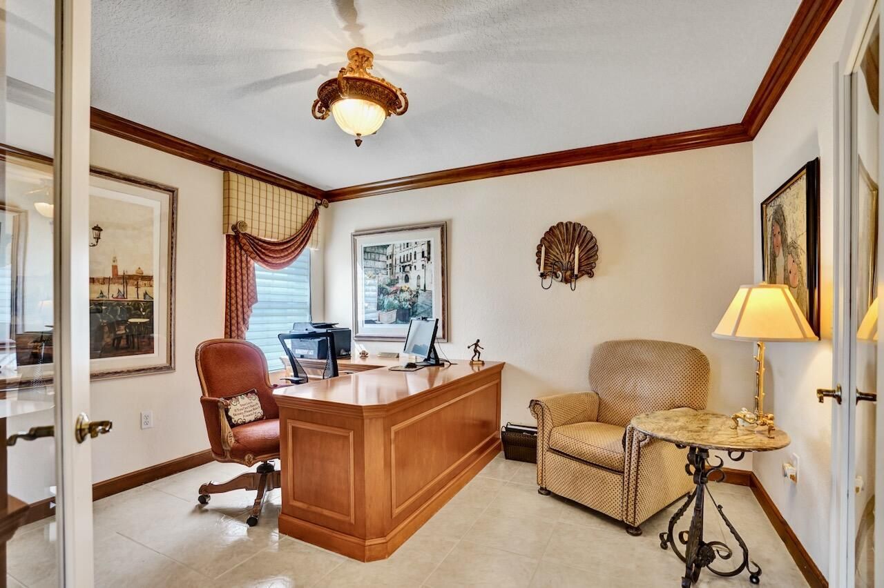 12434 Crystal Pointe Drive, Unit 202, Boynton Beach, FL 33437 Photo