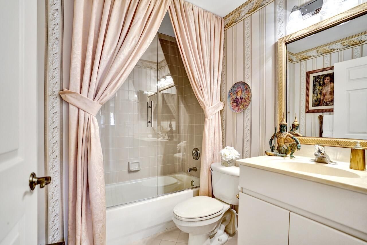 12434 Crystal Pointe Drive, Unit 202, Boynton Beach, FL 33437 Photo