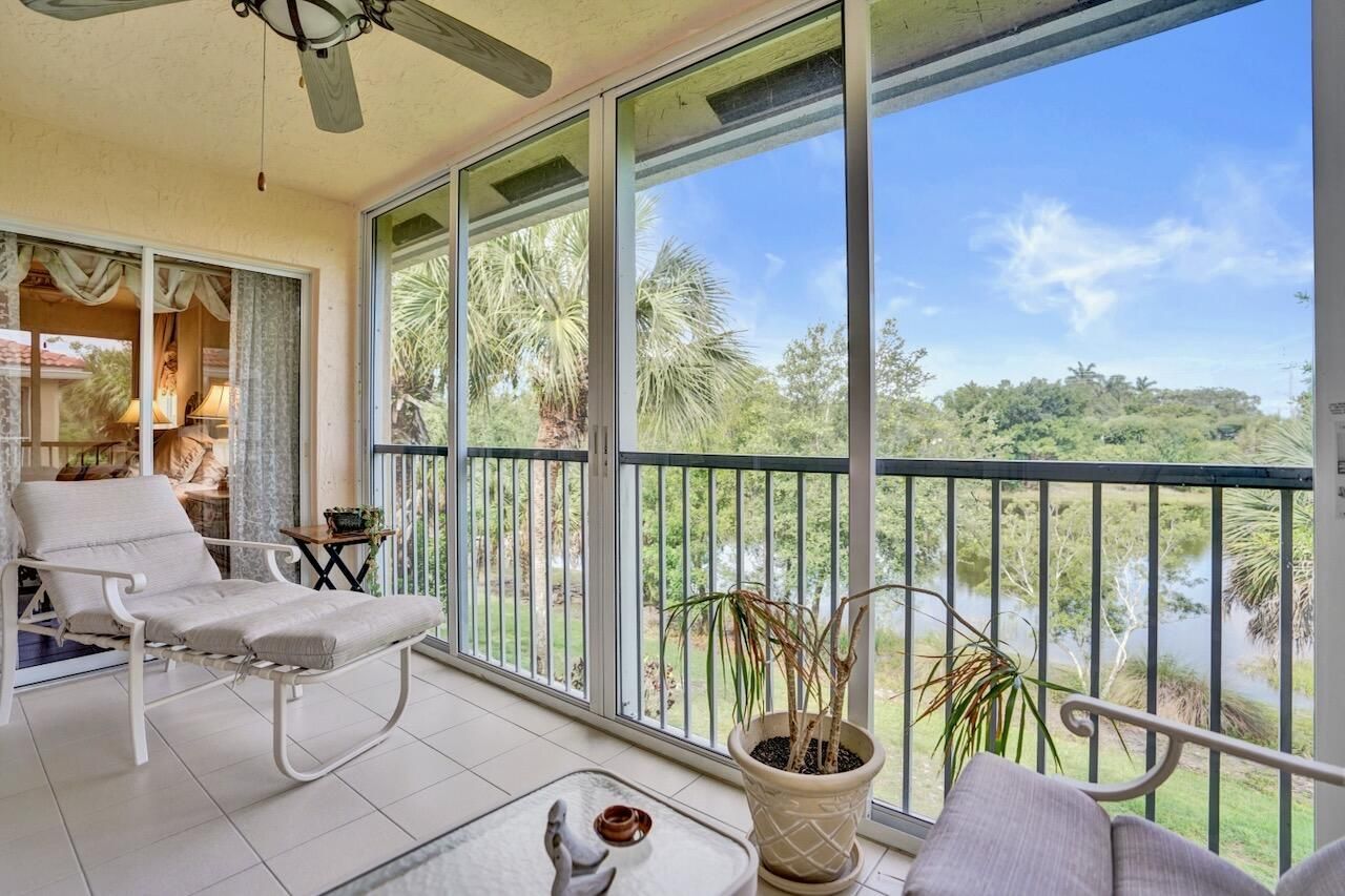 12434 Crystal Pointe Drive, Unit 202, Boynton Beach, FL 33437 Photo