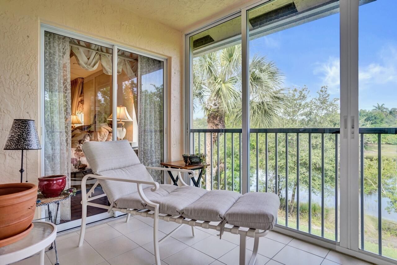 12434 Crystal Pointe Drive, Unit 202, Boynton Beach, FL 33437 Photo