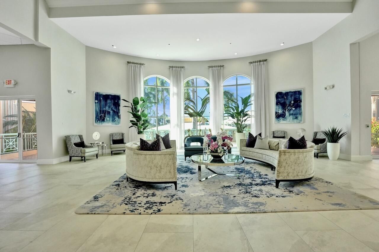 12434 Crystal Pointe Drive, Unit 202, Boynton Beach, FL 33437 Photo