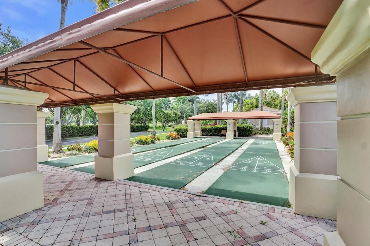 12434 Crystal Pointe Drive, Unit 202, Boynton Beach, FL 33437 Photo