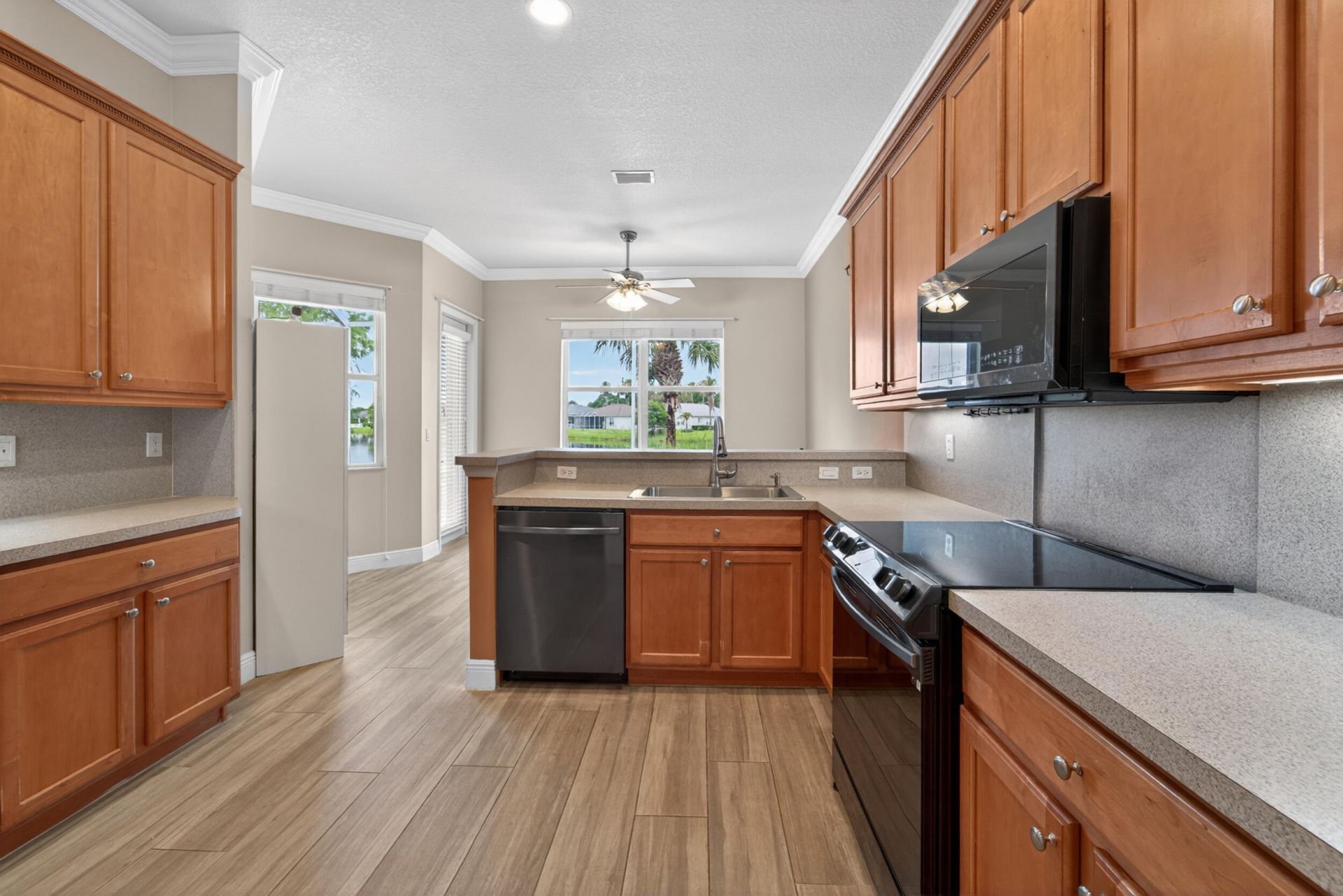 512 SW Lake Manatee Way, Port Saint Lucie, FL 34986 Photo