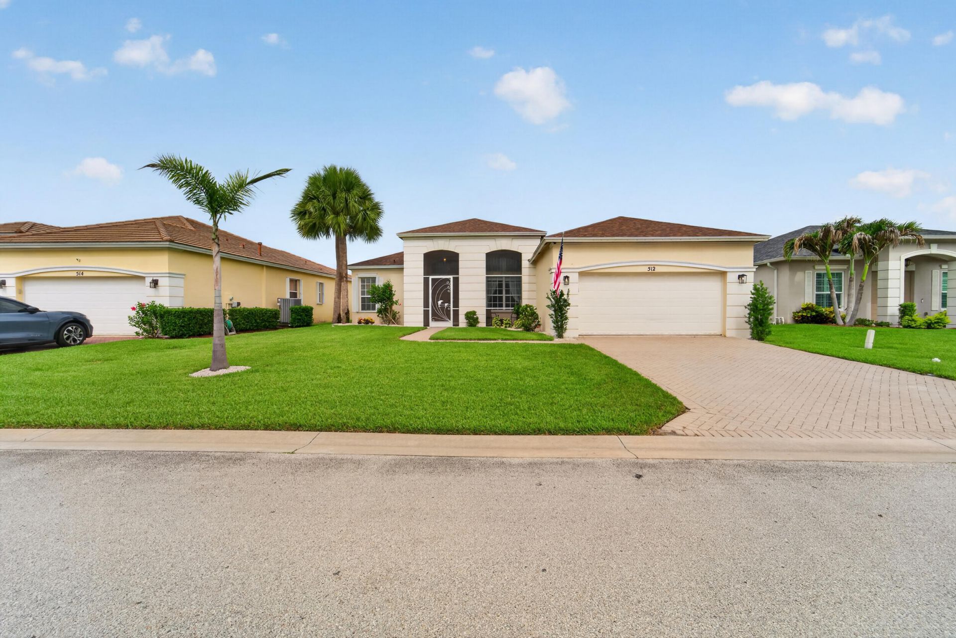 512 SW Lake Manatee Way, Port Saint Lucie, FL 34986 Photo