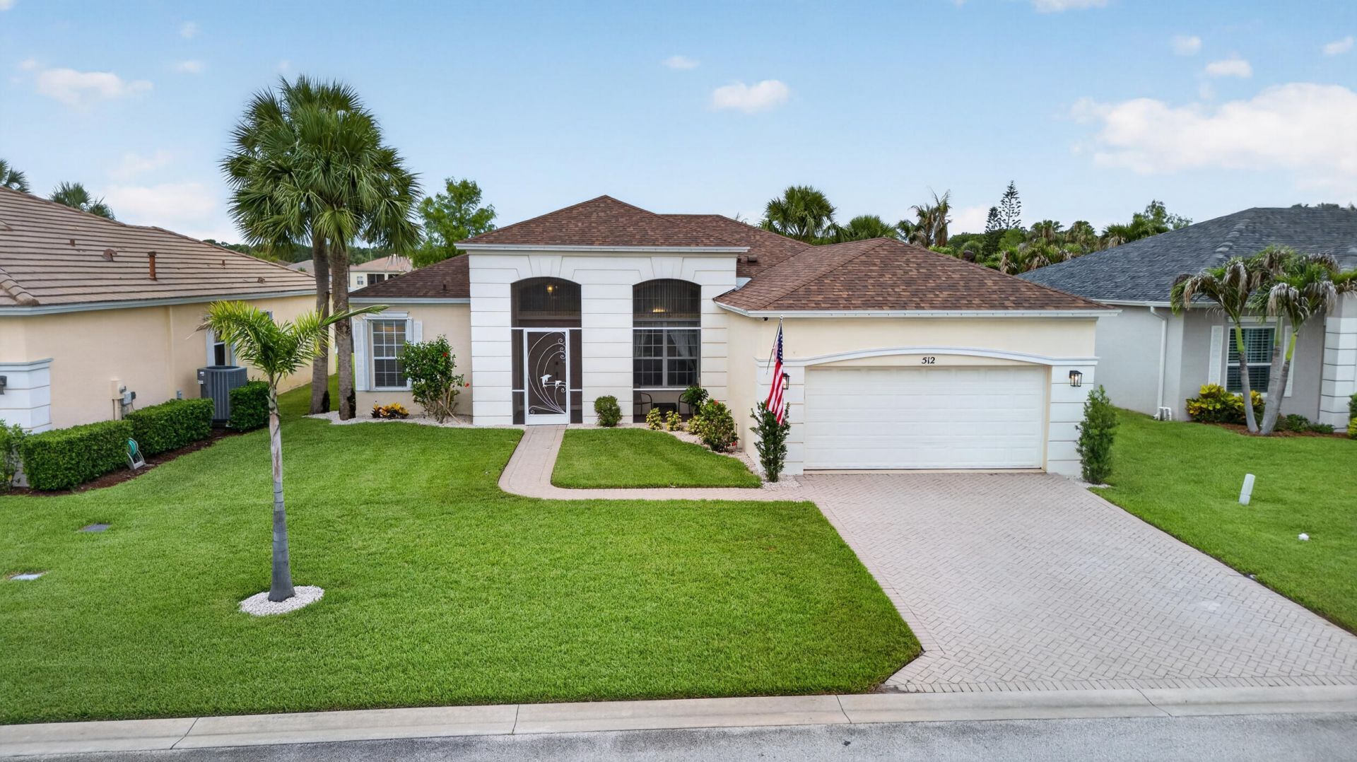 512 SW Lake Manatee Way, Port Saint Lucie, FL 34986 Photo