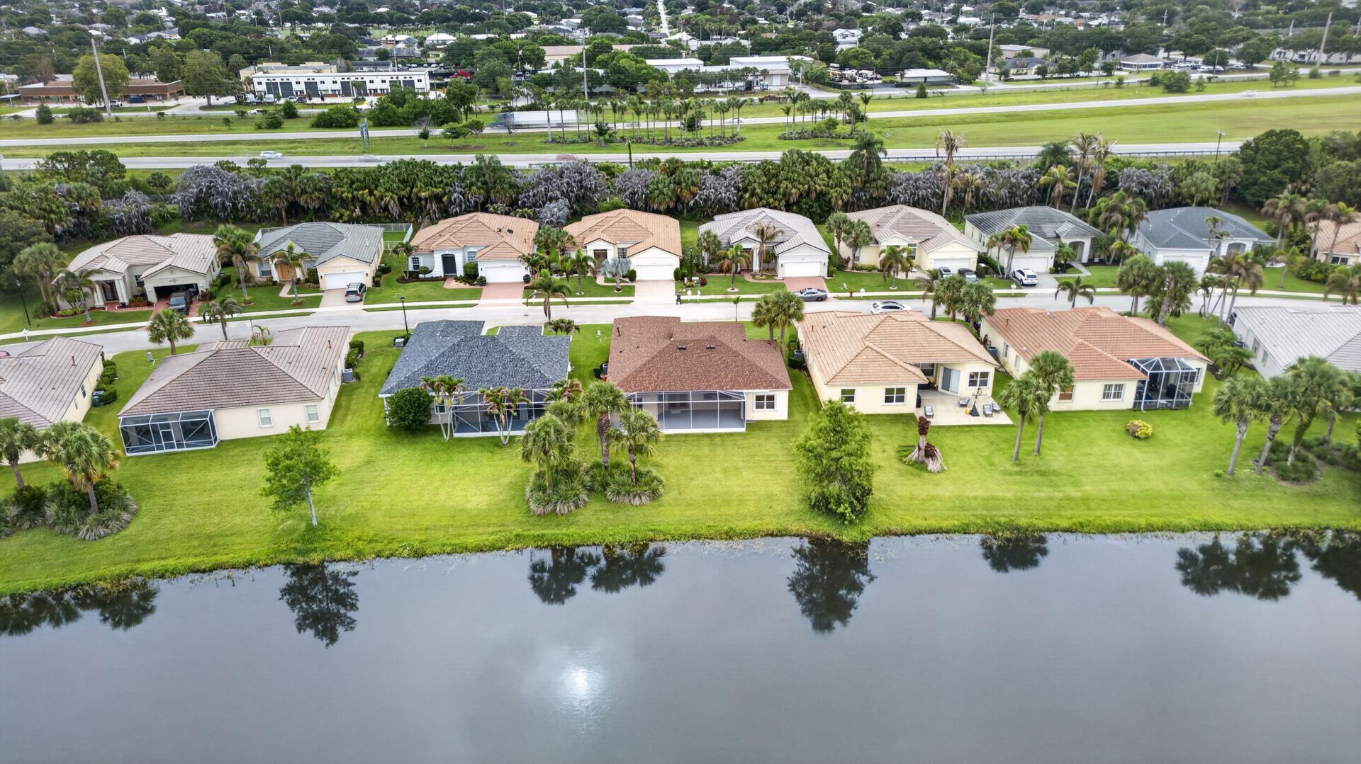 512 SW Lake Manatee Way, Port Saint Lucie, FL 34986 Photo