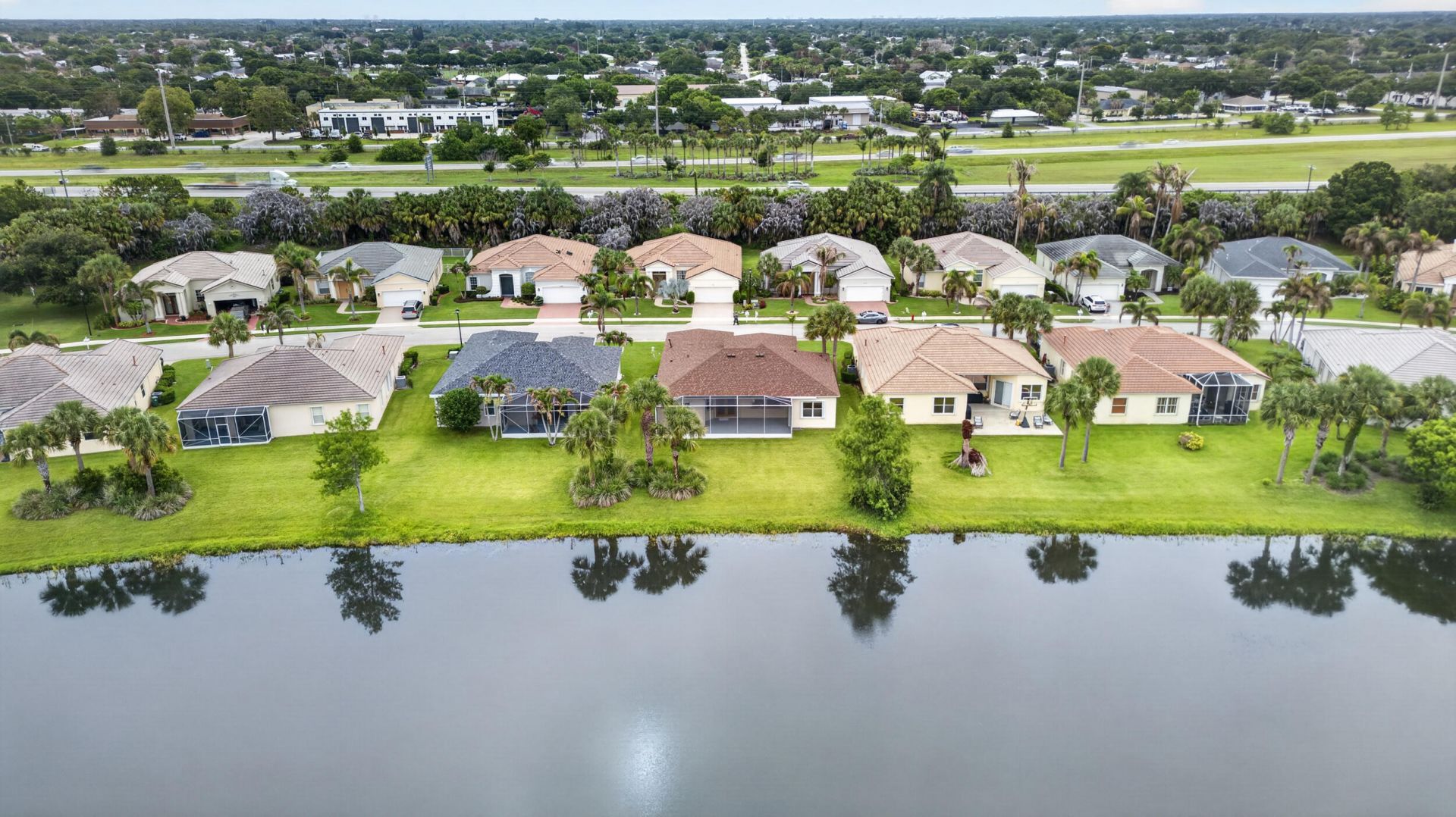512 SW Lake Manatee Way, Port Saint Lucie, FL 34986 Photo