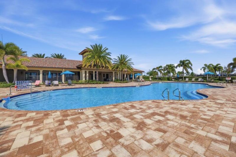 127 SE Courances Drive, Port Saint Lucie, FL 34984 Photo