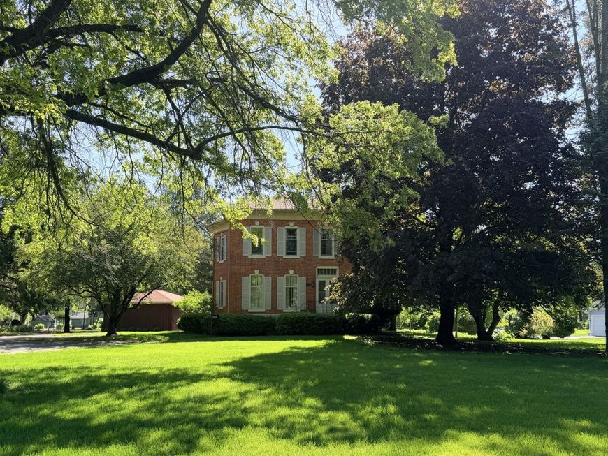 Main Photo