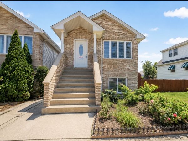 7319 W 58th Place , Summit, IL 60501