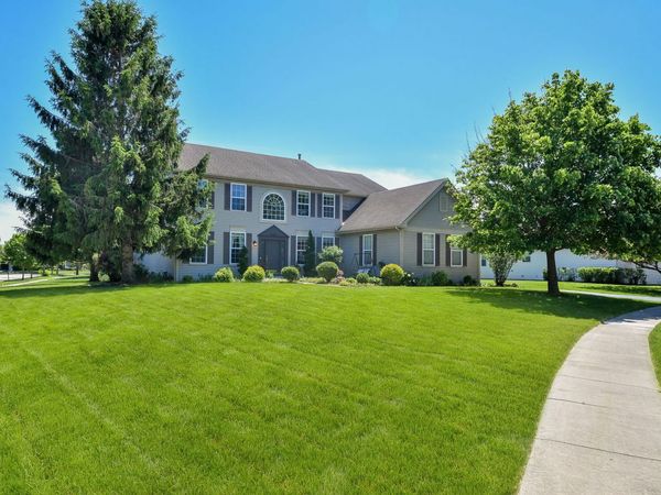 269 Prairieview Drive , Geneva, IL 60134