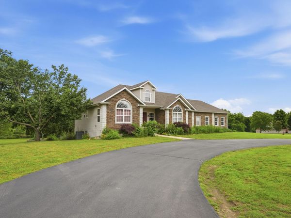 2355 S County Lane 124 , Carthage, MO 64836