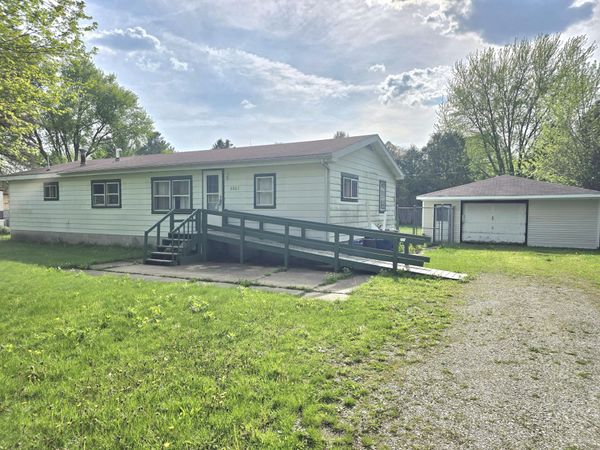 6862 NE Suburban Drive , Michigan City, IN 46360