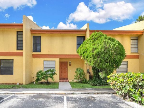 1610 NW 93RD AVENUE , Unit 303, HOLLYWOOD, FL 33024