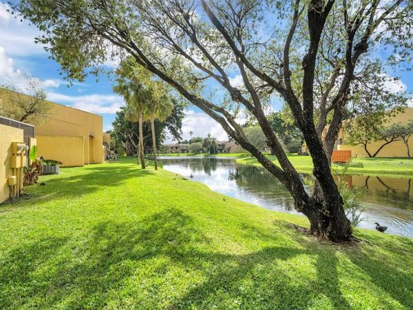 1610 NW 93RD AVENUE, Unit 303, HOLLYWOOD, FL 33024