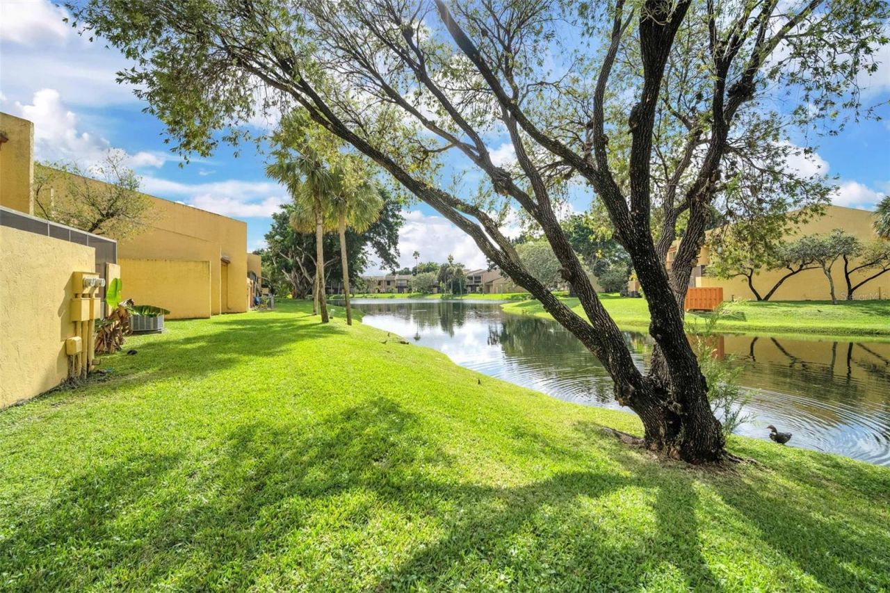 1610 NW 93rd Avenue , Unit 303, Hollywood, FL 33024 Photo