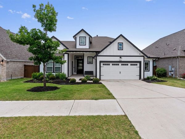 920 Hornsby HOLW, Leander, TX 78641