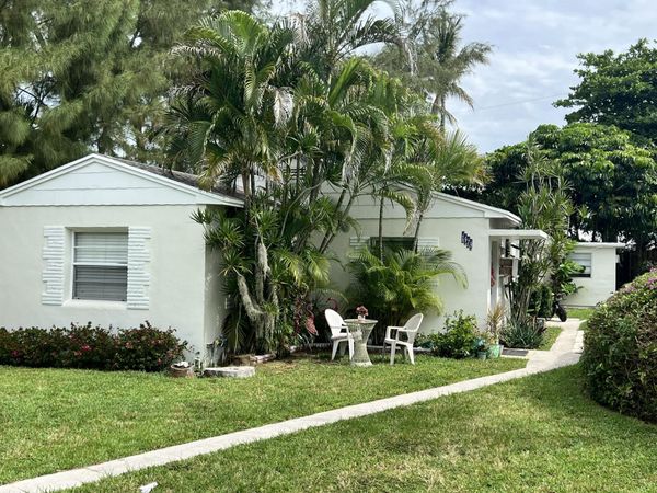 1979 NE 3rd Street, Unit 1-4, Deerfield Beach, FL 33441