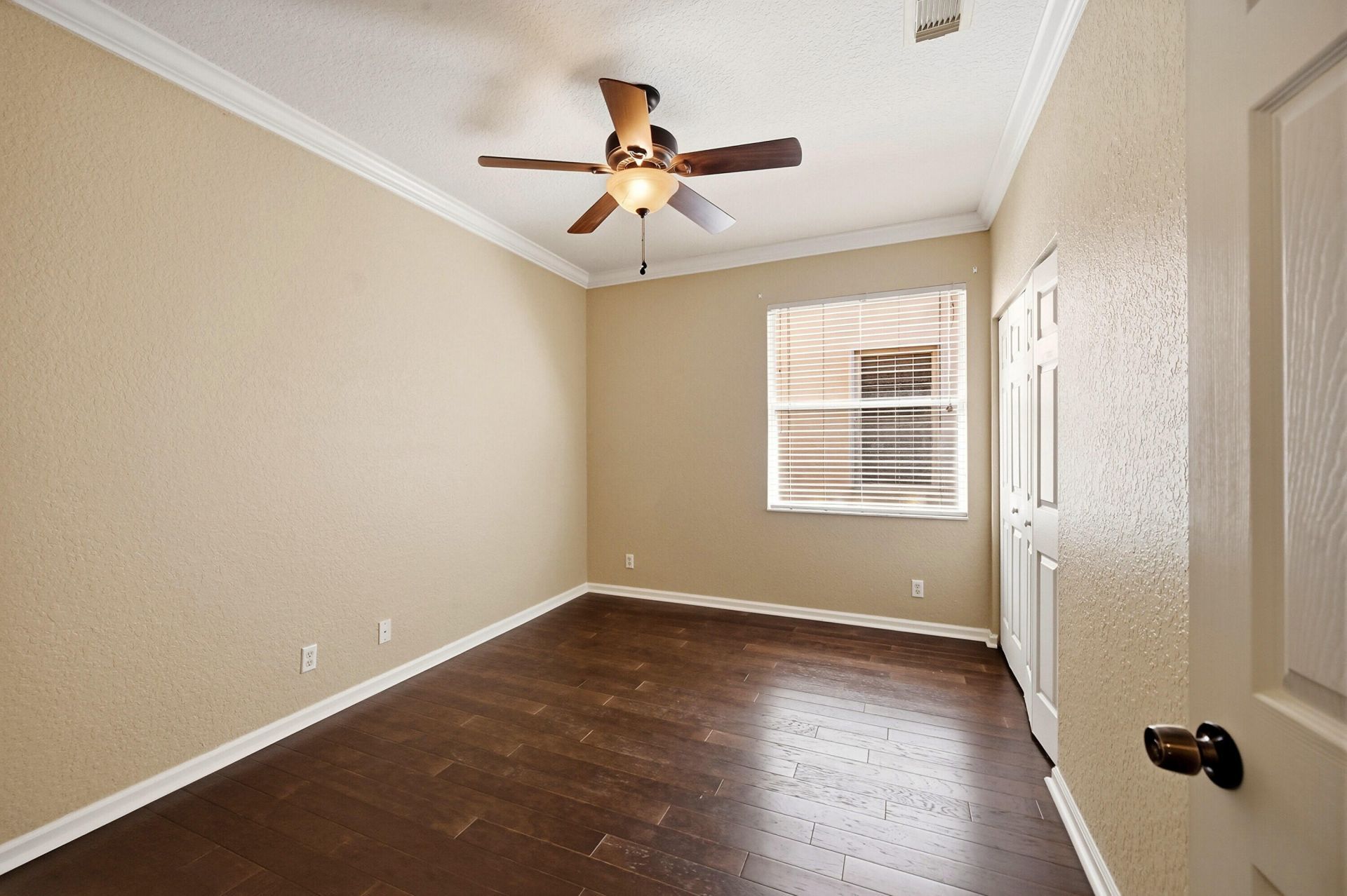 421 Gazetta Way, West Palm Beach, FL 33413 Photo