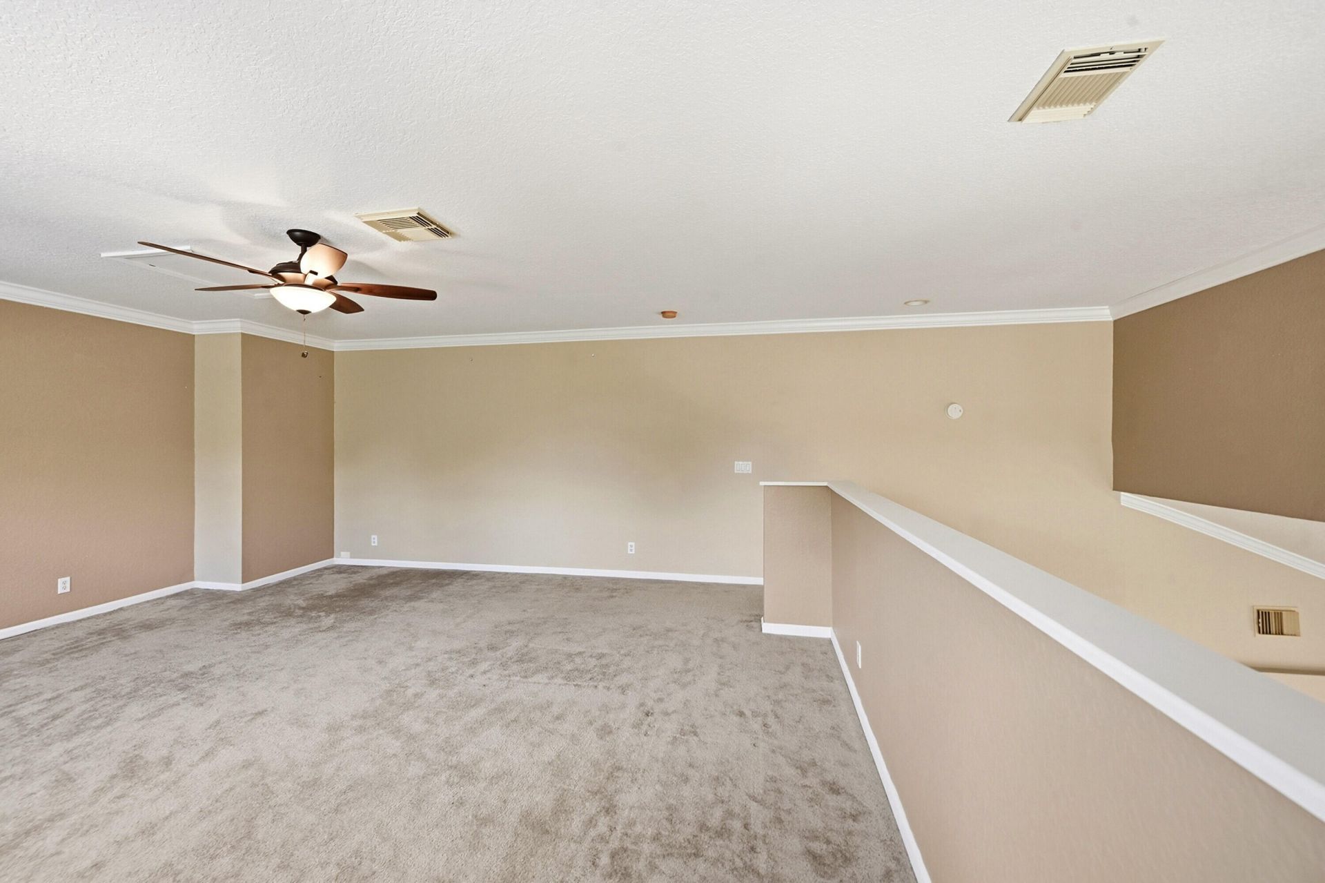 421 Gazetta Way, West Palm Beach, FL 33413 Photo