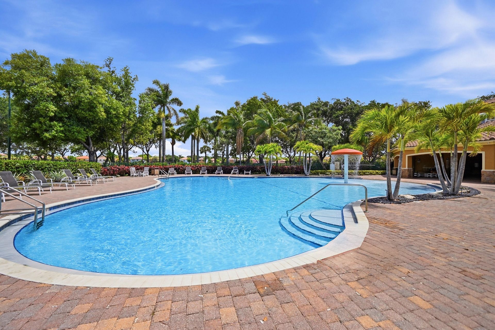 421 Gazetta Way, West Palm Beach, FL 33413 Photo