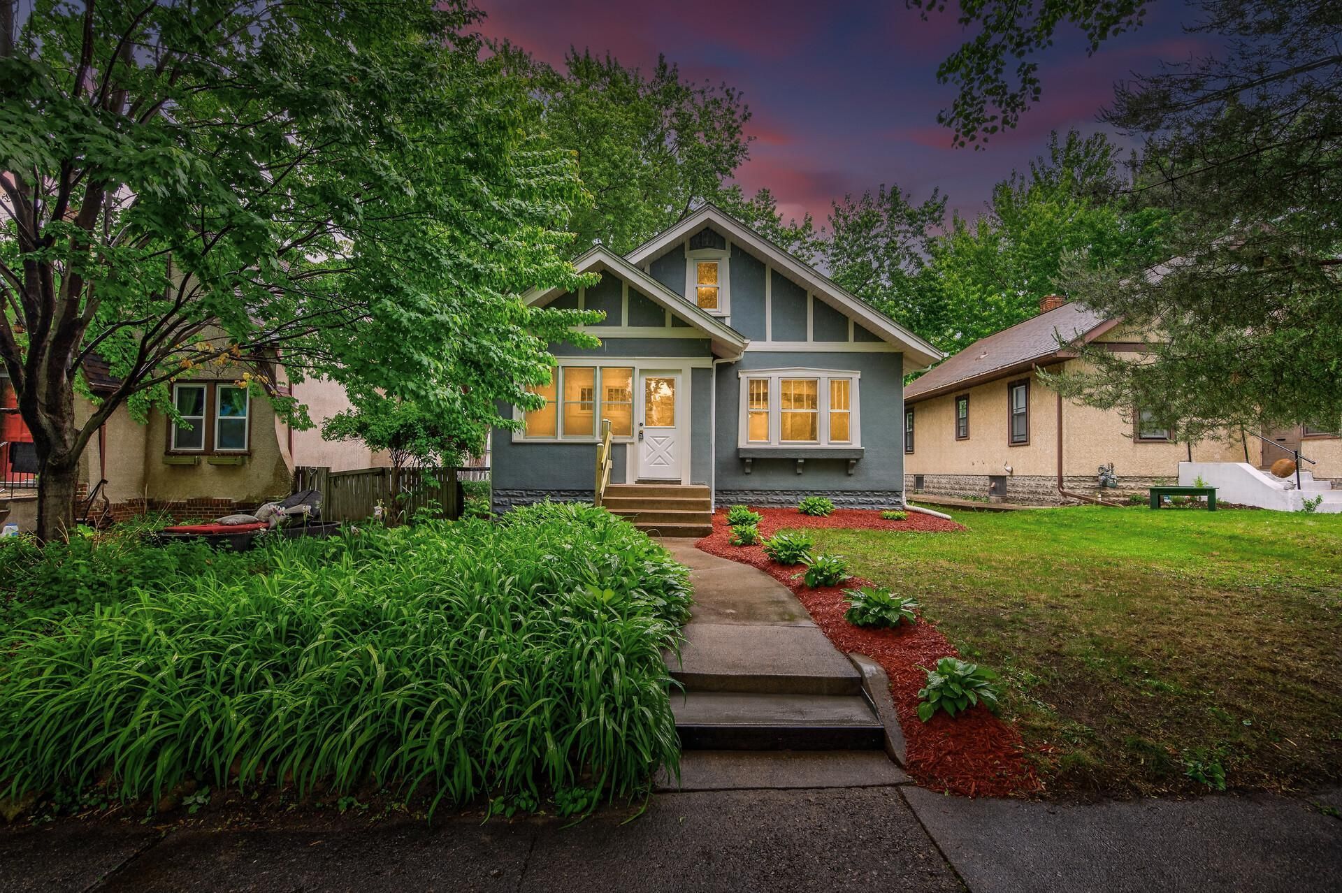 3726 Thomas Avenue N, Minneapolis, MN 55412