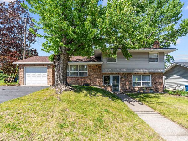 1870 7th Street NW, New Brighton, MN 55112
