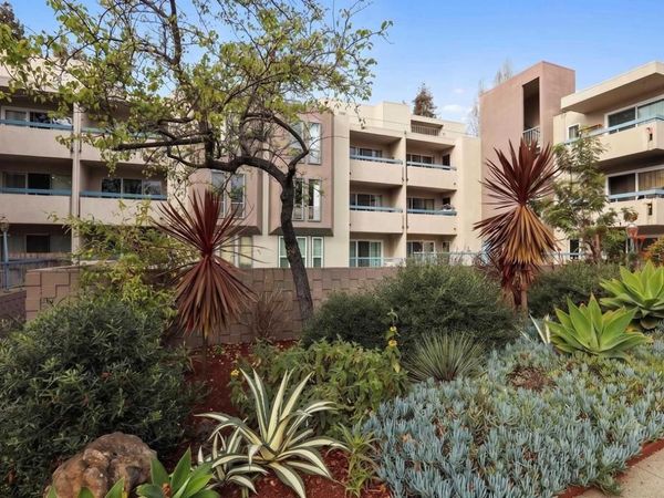 385 Jayne Ave, Unit 105, Oakland, CA 94610