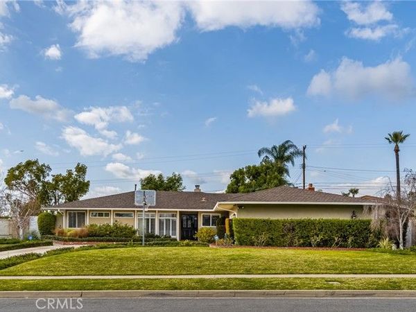 12791 Brittany Woods Drive, North Tustin, CA 92705