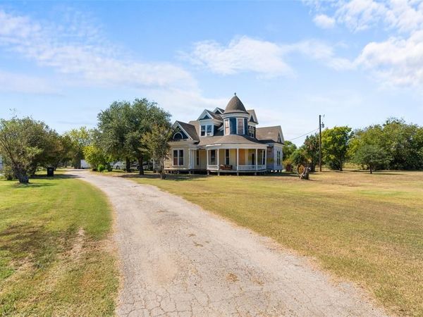 1724 Zagota Crossing Road , Terrell, TX 75161