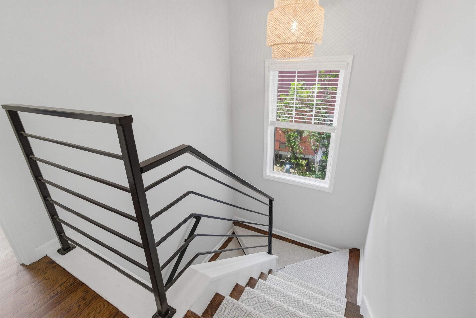 1061 Barfield Street Photo 20