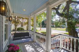 1061 Barfield Street photo 4