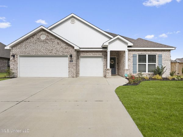 4938 Fern Drive, D'Iberville, MS 39540