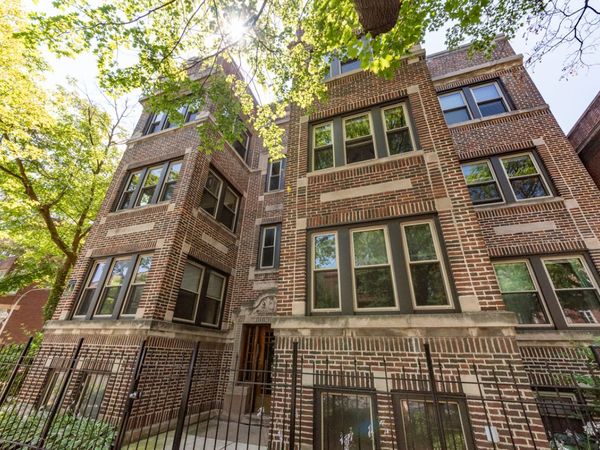 1535 W Addison Street , Unit 1, Chicago, IL 60613