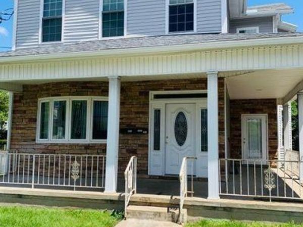 2027 Green Ridge Street , Dunmore, PA 18512