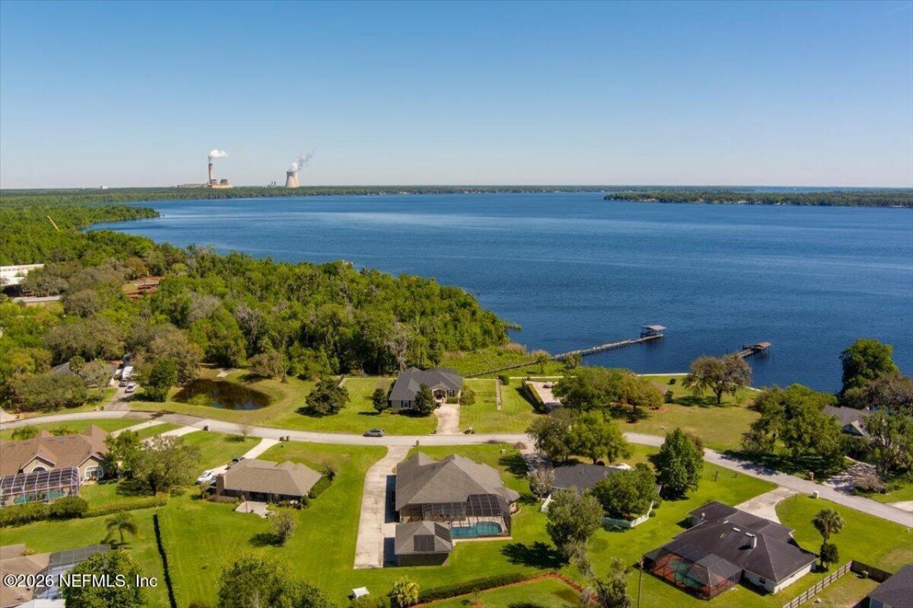 235 Crystal Cove Drive, Palatka, FL 32177 Photo