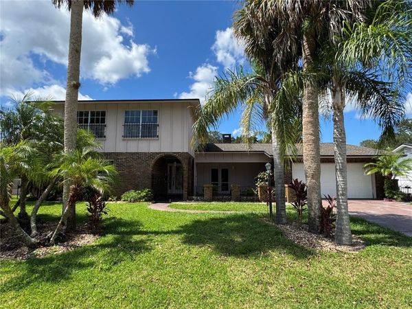 8 FELICIA COURT , PALM COAST, FL 32137