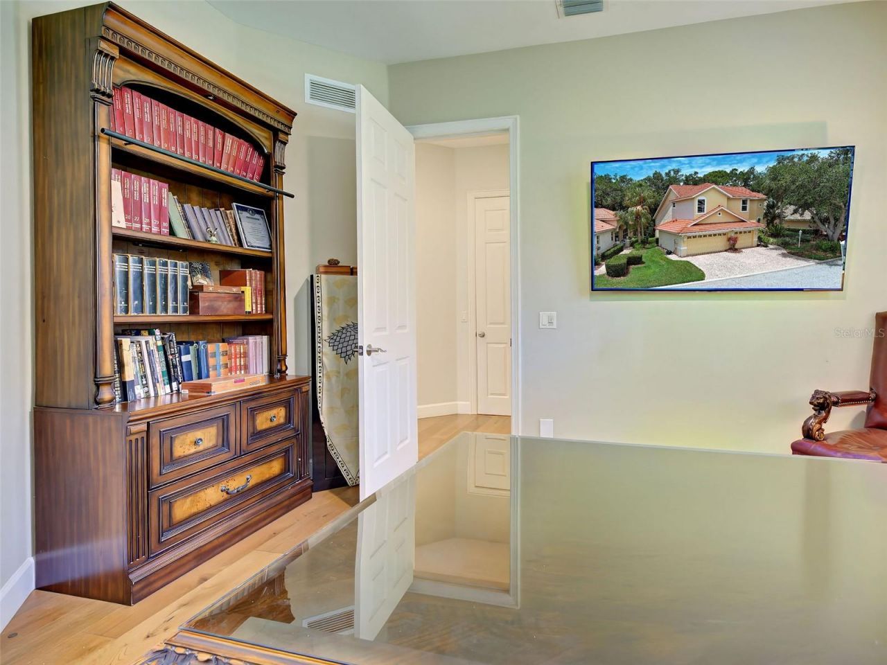 5026 Hanging Moss Lane, Sarasota, FL 34238 Photo