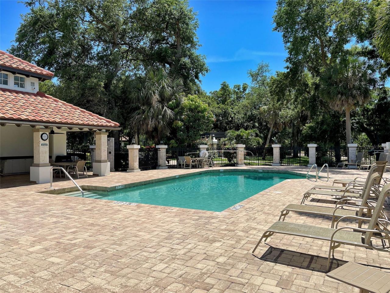 5026 Hanging Moss Lane, Sarasota, FL 34238 Photo