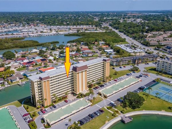 4725 COVE CIRCLE , Unit 804, ST PETERSBURG, FL 33708