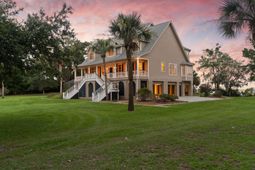 3358 Baldwin Lane photo 4