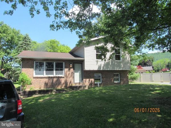 164 YARNELL LANE , PLEASANT GAP, PA 16823