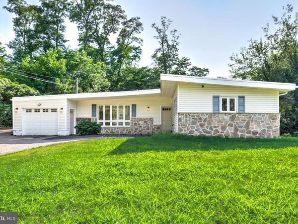904 S CHESTER ROAD, WEST CHESTER, PA 19382