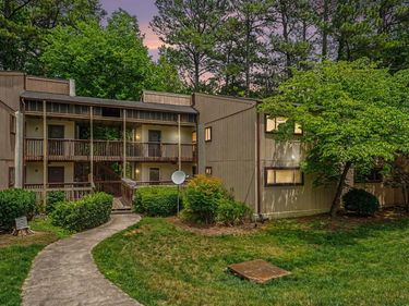 631 Pine Ridge Place, Raleigh, NC 27609