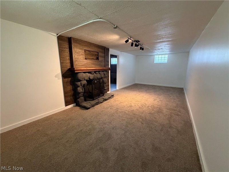 230 E 211th Street, Euclid, OH 44123 Photo 43